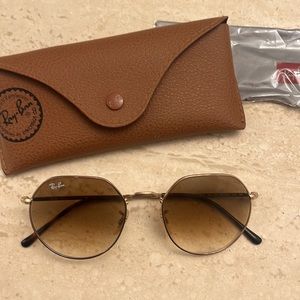 RayBan sunglasses Great condition!!!